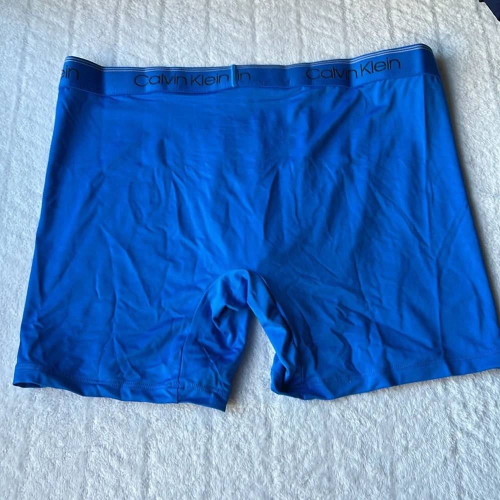 Calvin Klein Men's Blue Gradient Boxer Briefs - 3 Pack